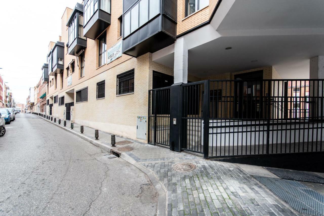 1 Habitacion Apartamento Temporada Lucero Madrid Exterior photo